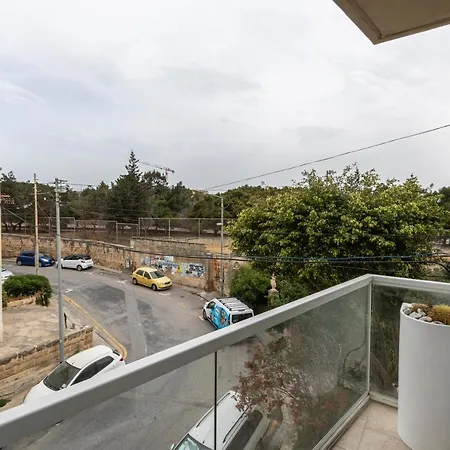 Amazing 1br Apt Close To University And Hospital By 360 Estates Msida