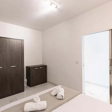 Amazing 1br Apt Close To University And Hospital By 360 Estates *